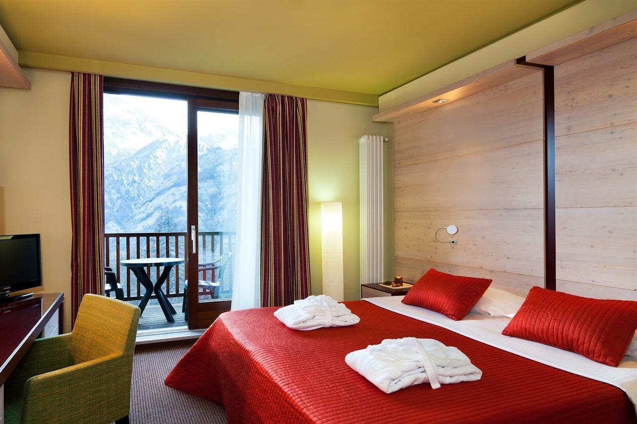 Hotel Sansicario Majestic Cesana Torinese Kültér fotó